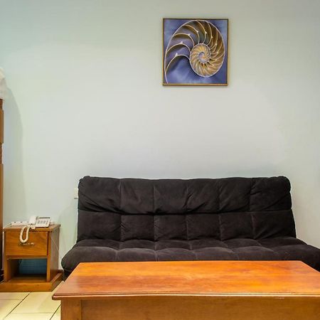 Cowrie Beach Haven Studio Apartamento Mombaça Exterior foto