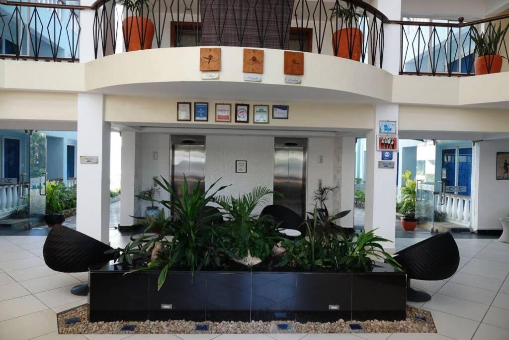 Cowrie Beach Haven Studio Apartamento Mombaça Exterior foto