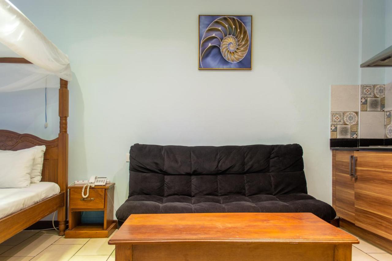Cowrie Beach Haven Studio Apartamento Mombaça Exterior foto